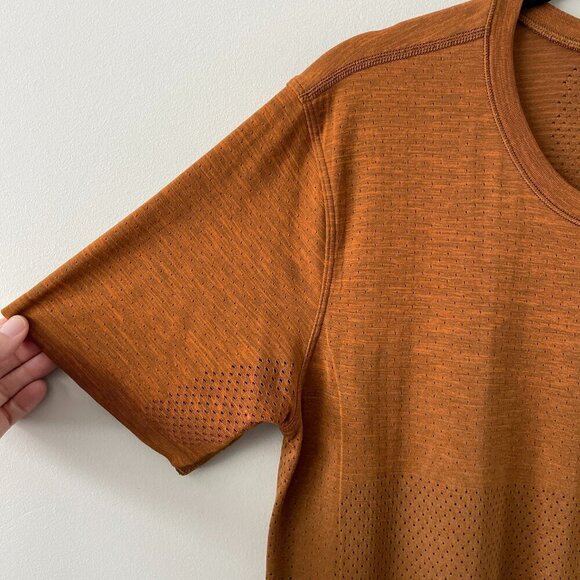 Lululemon Metal Vent Breathe Short Sleeve Activewear T-Shirt Amber Small - Picture 5 of 7
